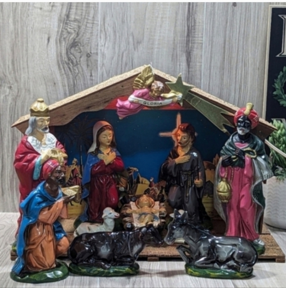 The Story Of Christmas Lights/Music Vintage SEARS Nativity